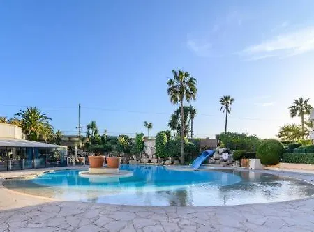 Sejour Bord De Avec Piscine * Cannes