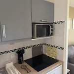 Bord De Résidence Avec Piscine Apartamento Cannes
